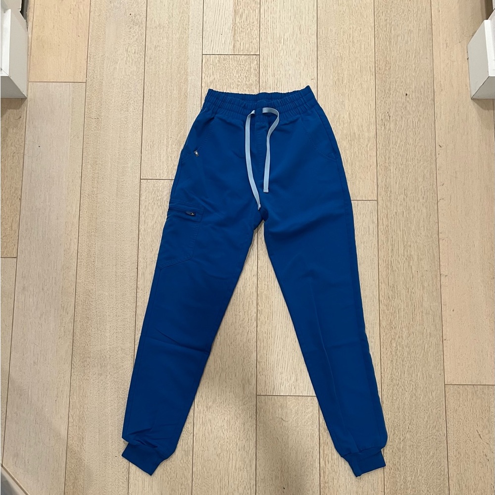 Figs royal blue jogger scrub pants xxs tall